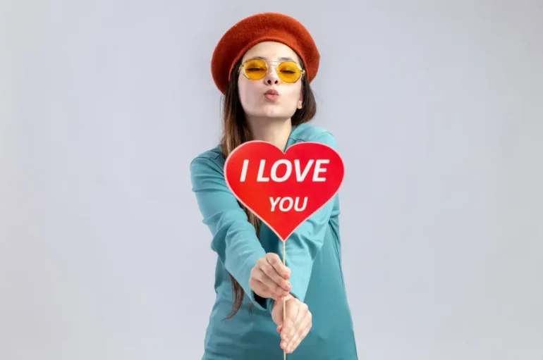 Signs a Girl Likes You: 8 Ways to Know if She Loves You Deeply